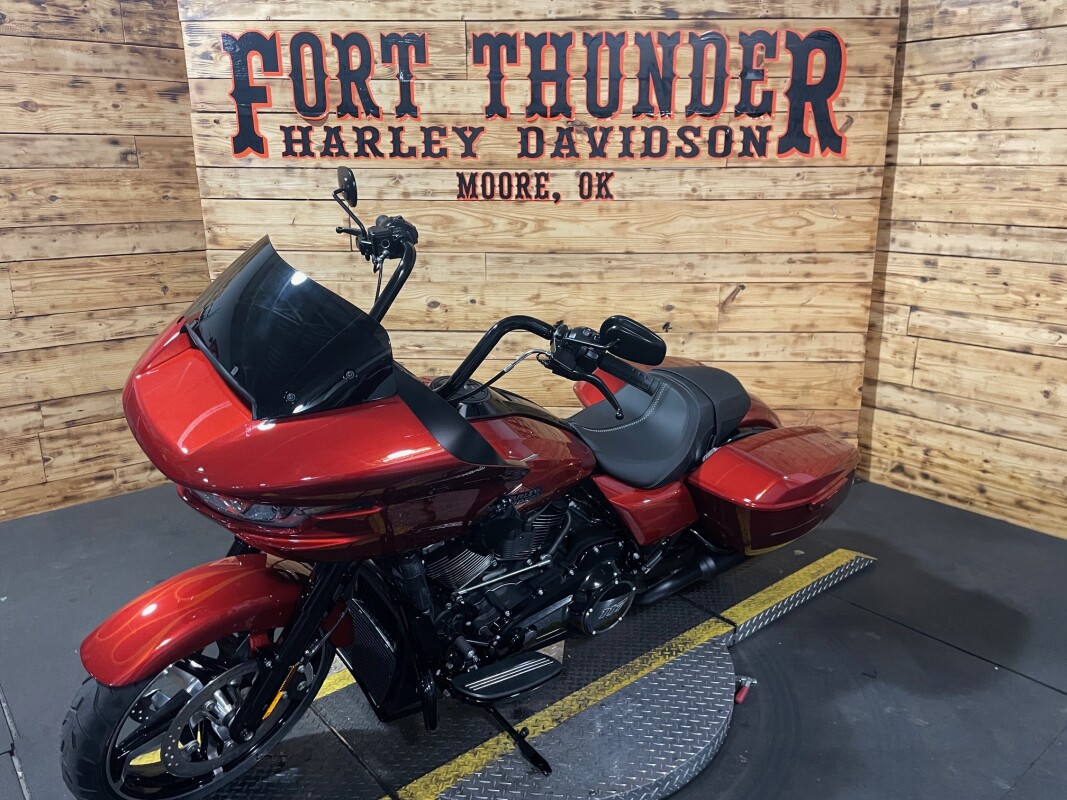 Harley-Davidson Road Glide 2025 FLTRX Whiskey Firestorm - Black Finish - Photo 5