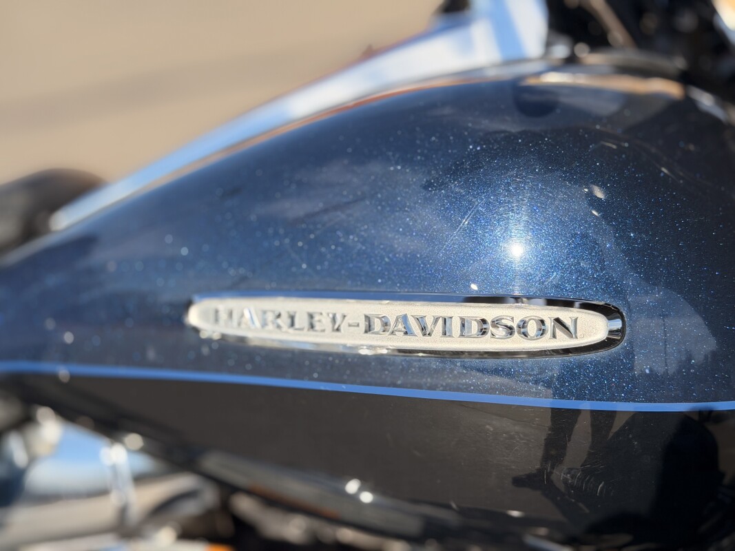 2012 Harley-Davidson Electra Glide Ultra Limited FLHTK BIG BLUE 637358 - Photo 9