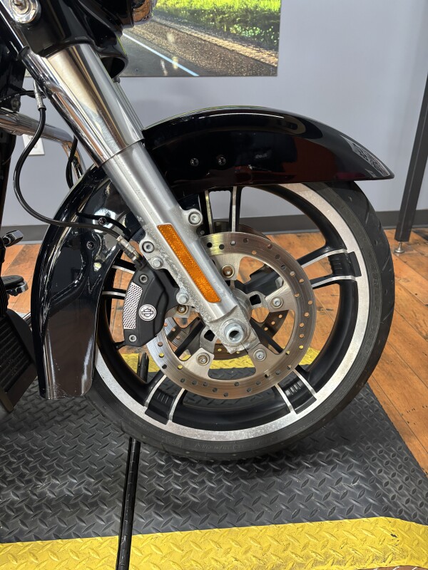 2017 Harley-Davidson Street Glide Special BLACK - Photo 3