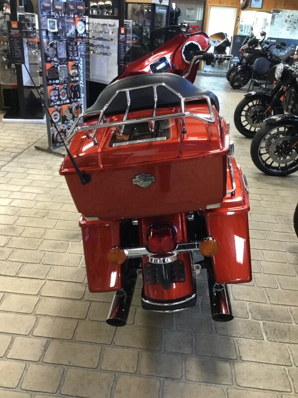 2013 Harley-Davidson Road King Two-Tone Candy Orange/Beer Bottle - Photo 4