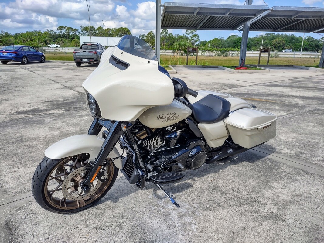 Street Glide ST - Photo 7