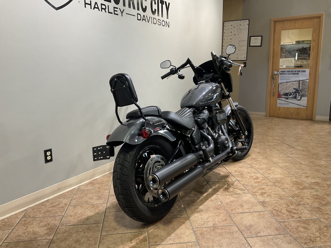 2022 Harley-Davidson Street Bob 114 Gauntlet Gray Metallic FXBBS - Photo 4