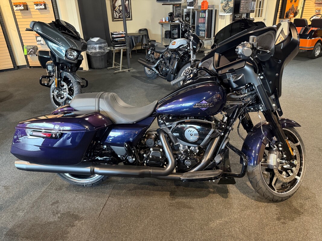FLHX 2025 Street Glide
