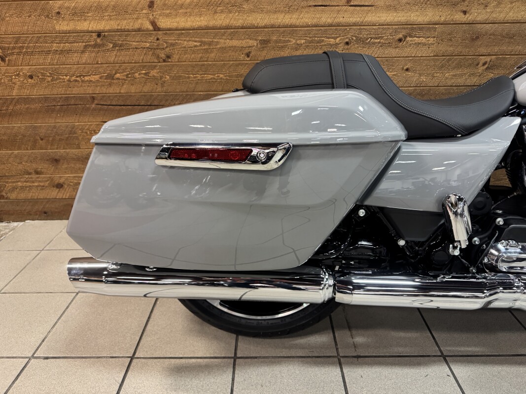2025 Harley-Davidson Road Glide Billiard Gray FLTRX - Photo 5