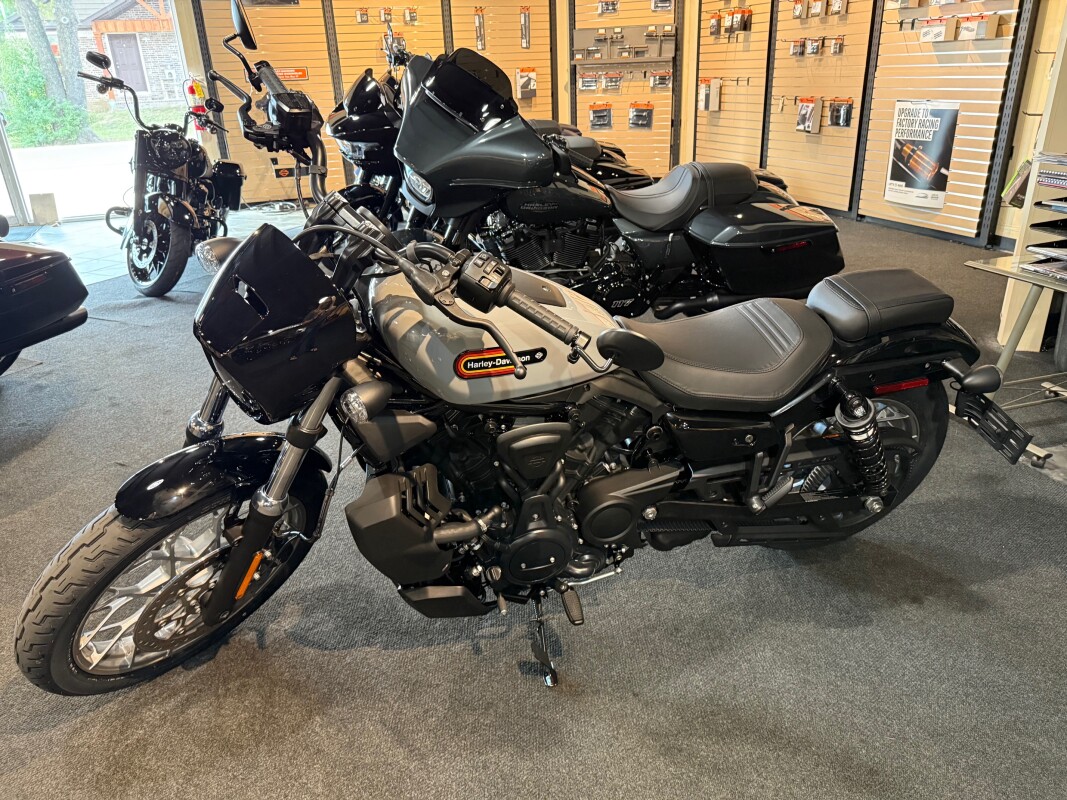 RH975S 2025 Nightster Special - Photo 3
