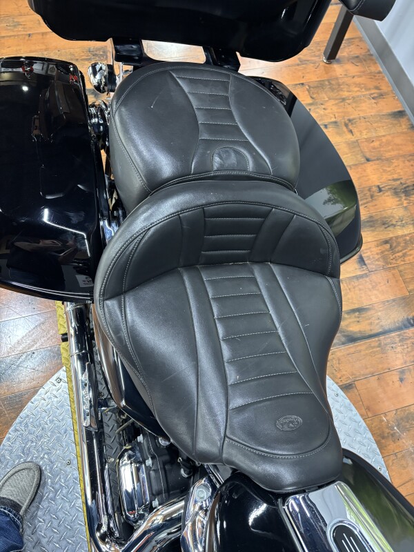 2017 Harley-Davidson Street Glide Special BLACK - Photo 4