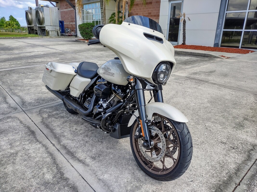 Street Glide ST