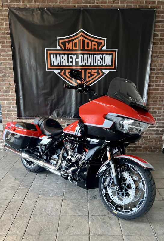 2024 Harley-Davidson CVO Road Glide FLTRXSE LEGENDARY ORANGE - Photo 2