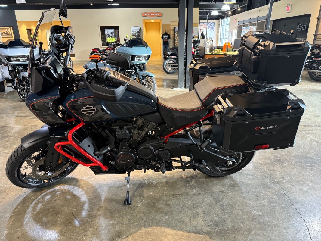 RA1250SE 2025 CVO Pan America - Photo 4