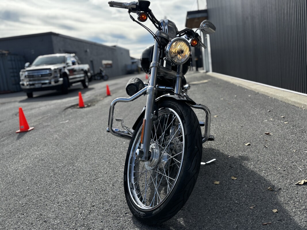 2008 Harley-Davidson 1200 Custom Vivid Black - Photo 6