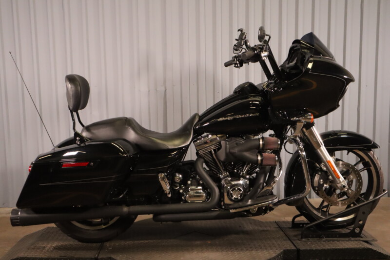 2016 Harley-Davidson® Road Glide® Special FLTRXS