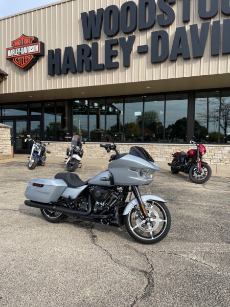 Harley-Davidson® Road Glide® 2024 FLTRX ATLAS SILVER