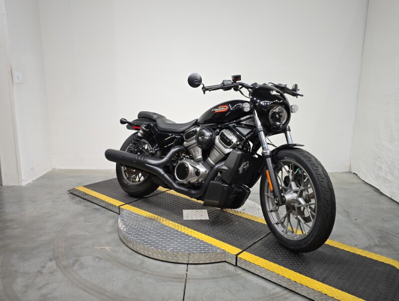 RH975S 2023 Nightster™ Special