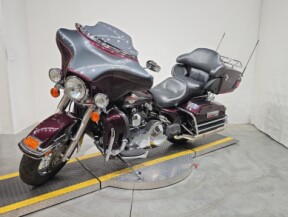 FLHTCUI 2006 Electra Glide® Ultra Classic® thumb 2