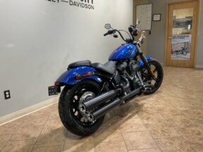2024 Harley-Davidson® Street Bob® 114 Blue Burst FXBBS thumb 1
