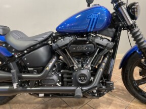 2024 Harley-Davidson® Street Bob® 114 Blue Burst FXBBS thumb 3