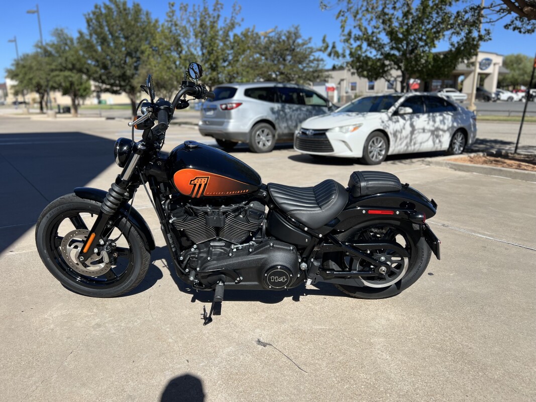 2022 Harley-Davidson Street Bob 114 Vivid Black - Photo 5