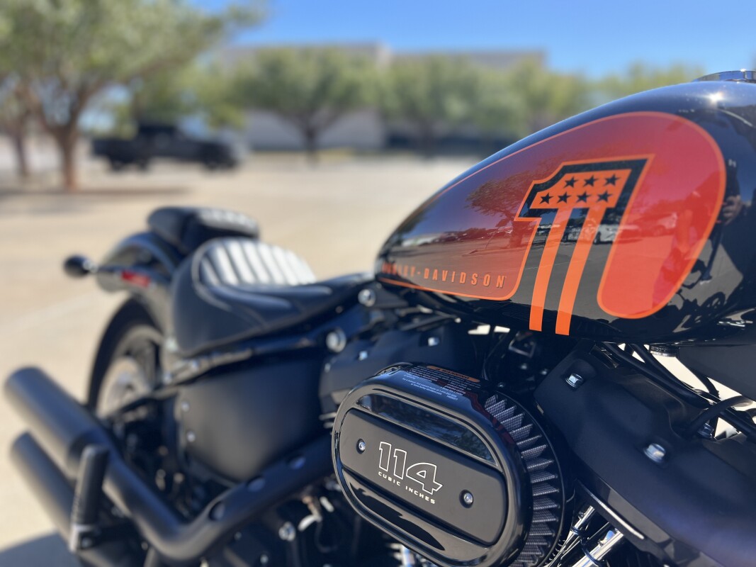 2022 Harley-Davidson Street Bob 114 Vivid Black - Photo 9