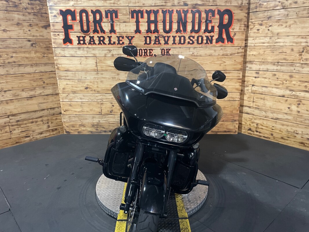 Harley-Davidson Road Glide Limited 2020 FLTRK VIVID BLACK - Photo 4