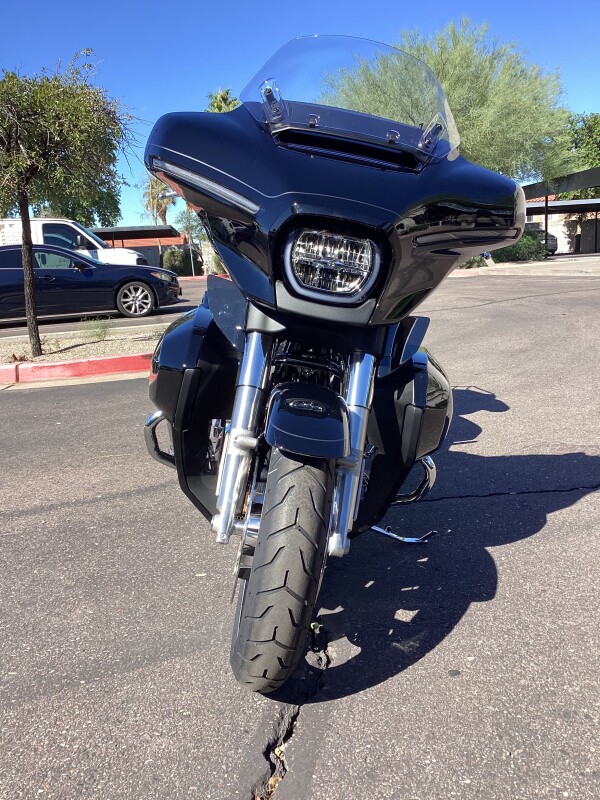 FLHXU 2025 Street Glide Ultra - Photo 6