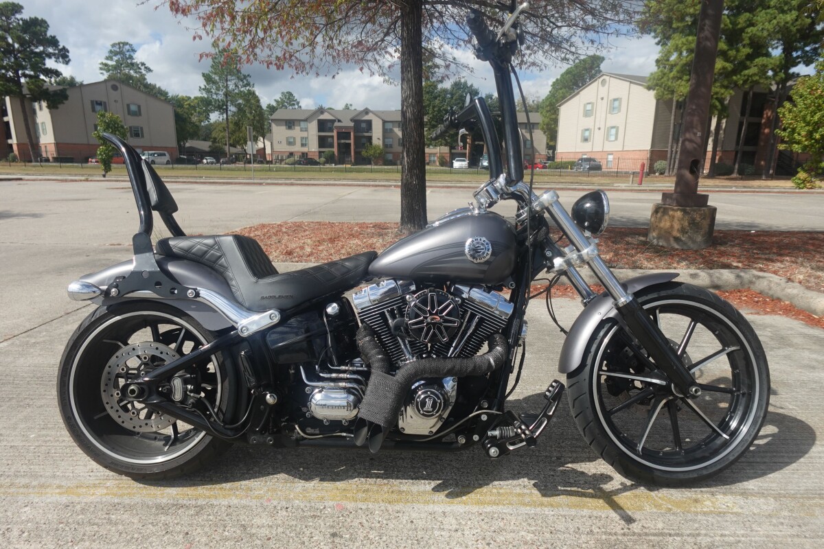 2016 Harley-Davidson Breakout FXSB