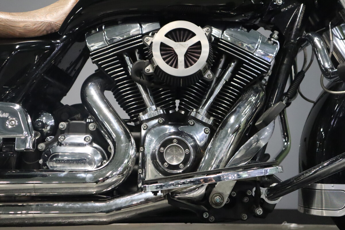 2016 Harley-Davidson Road King FLHR - Photo 10