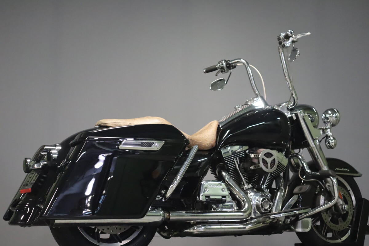 2016 Harley-Davidson Road King FLHR - Photo 8
