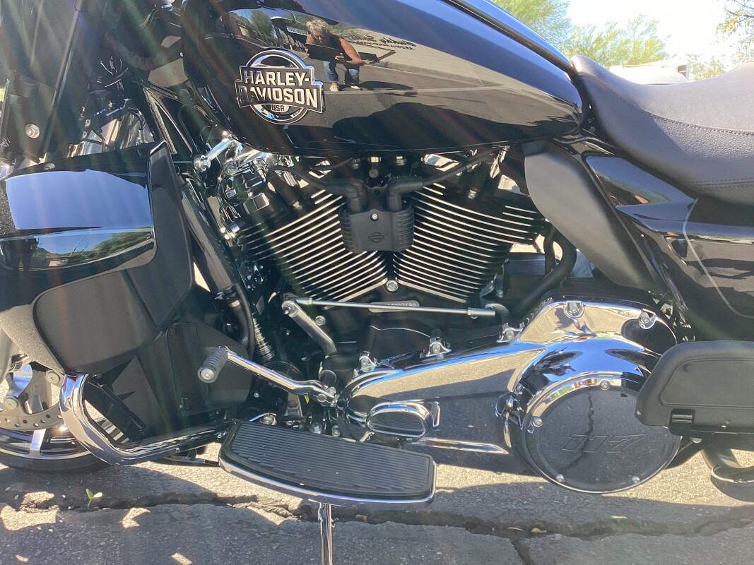 FLHXU 2025 Street Glide Ultra - Photo 5