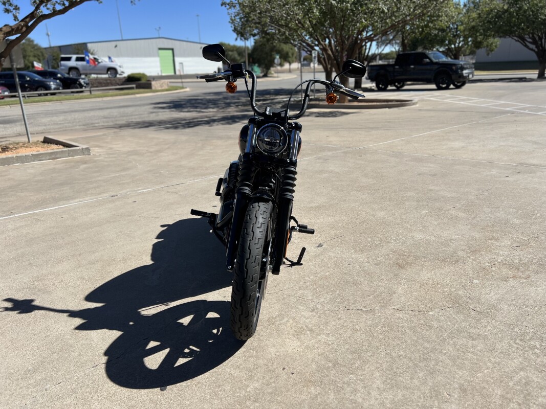 2022 Harley-Davidson Street Bob 114 Vivid Black - Photo 3