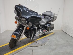 FLHTK 2012 Electra Glide® Ultra Limited thumb 2