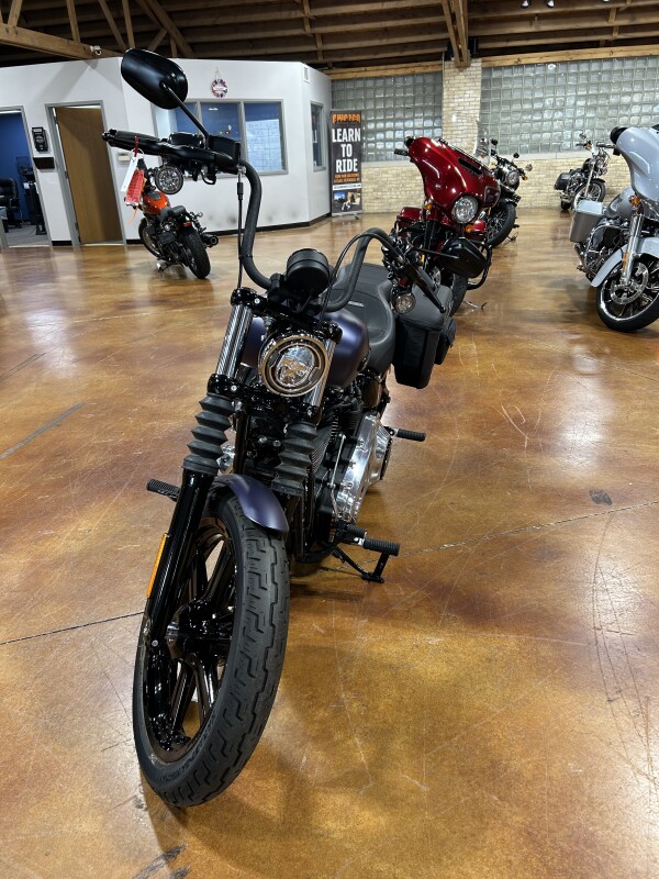Harley-Davidson Street Bob 2025 FXBB PURPLE ABYSS DENIM - Photo 3