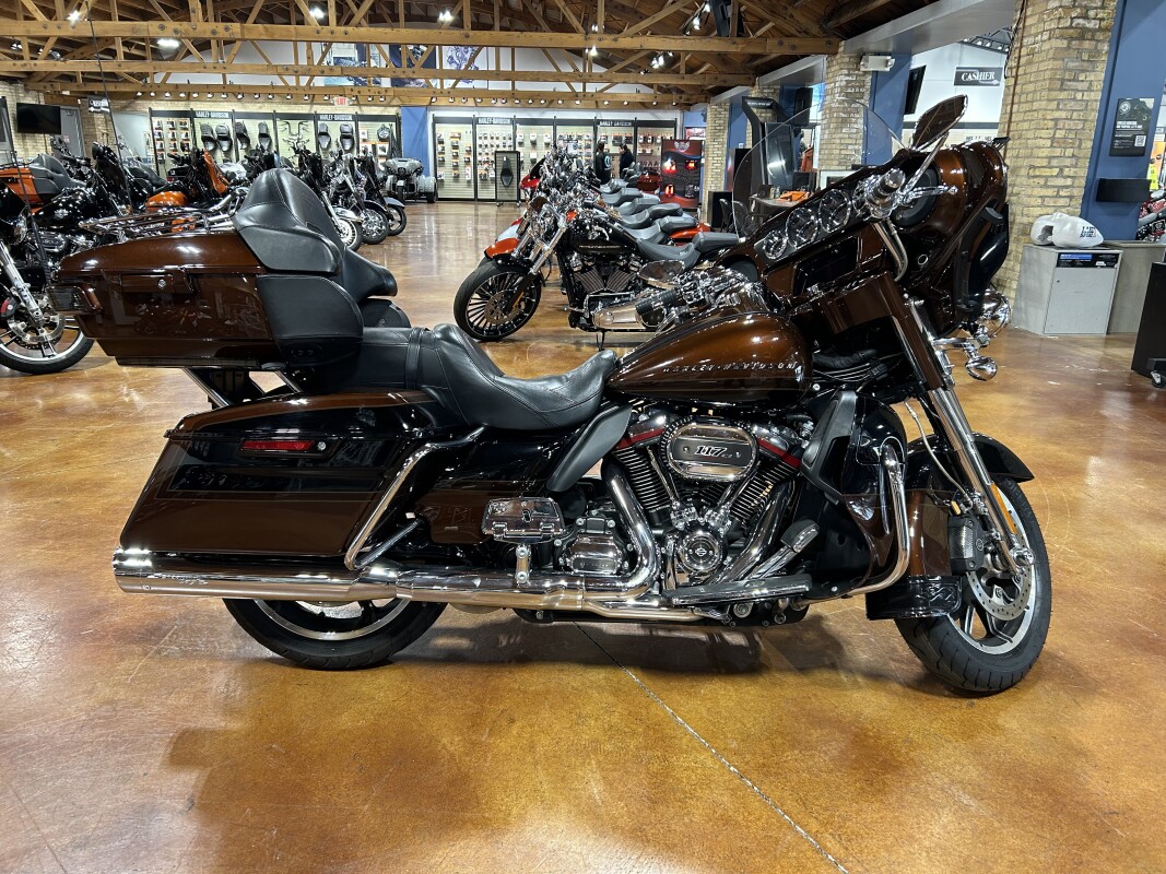 Harley-Davidson CVO Limited 2019 FLHTKSE AUBURN / BLACK