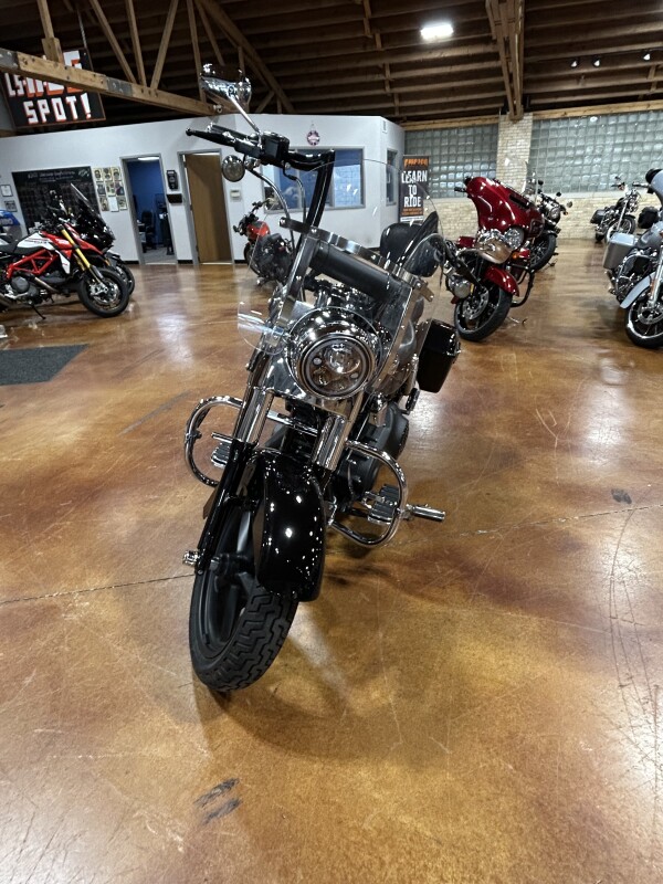 Harley-Davidson Switchback 2012 FLD BLACK - Photo 3