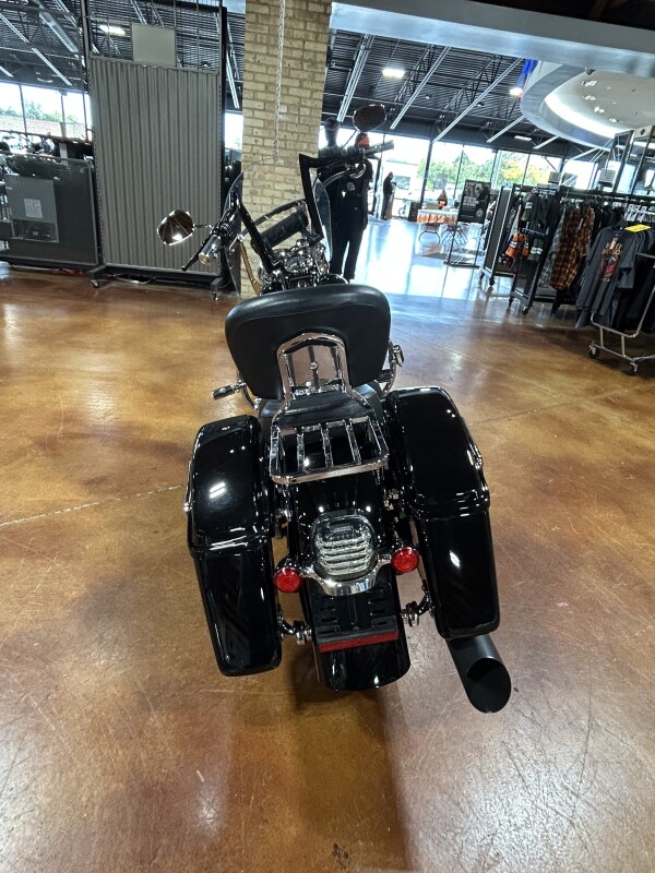 Harley-Davidson Switchback 2012 FLD BLACK - Photo 5
