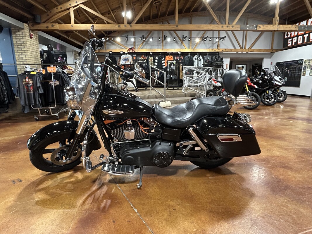Harley-Davidson Switchback 2012 FLD BLACK - Photo 4