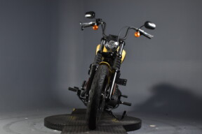 2023 Harley-Davidson® Street Bob® 114 FXBBS thumb 2