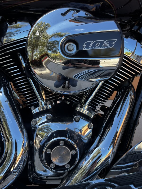 Electra Glide Ultra Classic - Photo 6