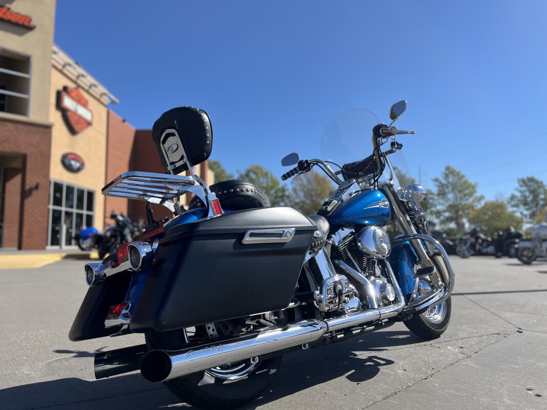 2005 Harley-Davidson Heritage Softail Classic FLSTCI BLUE SUNGLO 038614 - Photo 3