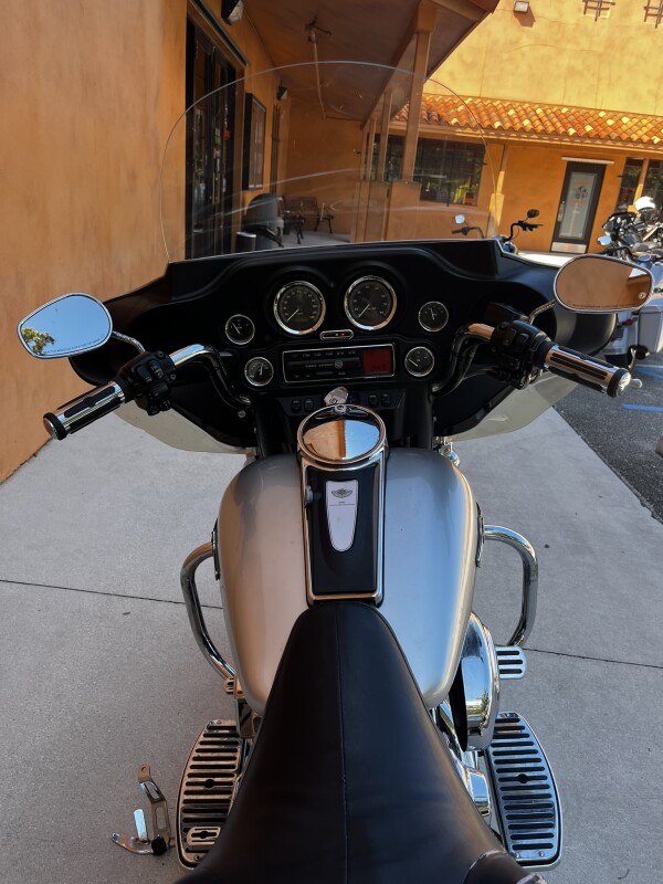 Electra Glide Ultra Classic - Photo 9