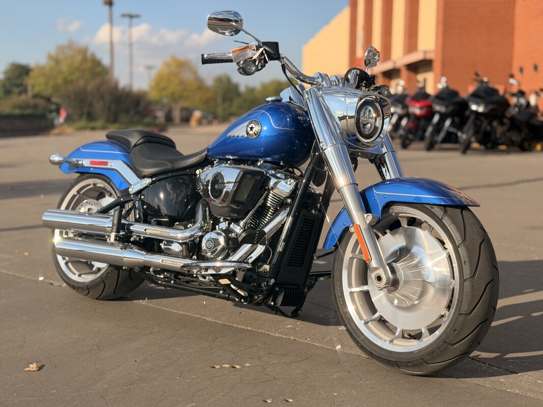 2025 Harley-Davidson Fat Boy FLFB Blue Burst - Photo 2