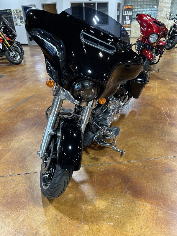 Harley-Davidson Street Glide Special 2021 FLHXS Vivid Black - Photo 3