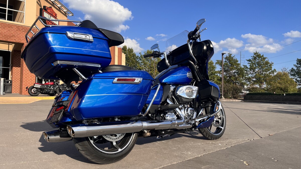 2025 Harley-Davidson Street Glide Ultra FLHXU Blue Burst - Photo 3