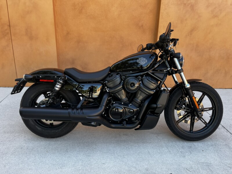 RH975 2025 Nightster™