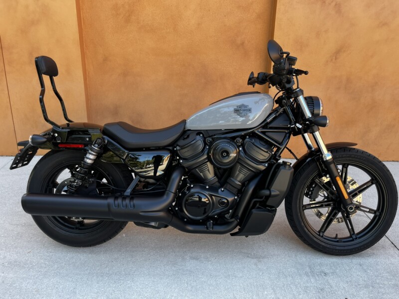 RH975 2025 Nightster™