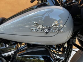 FLTRT 2025 Road Glide® 3 thumb 3