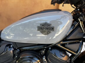 RH975 2025 Nightster™ thumb 0