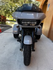 FLTRT 2025 Road Glide® 3 thumb 1