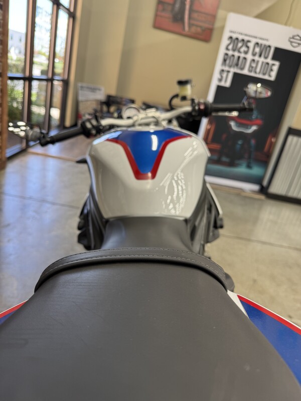 2018 BMW Motorrad S 1000 R 18K8 - Photo 4