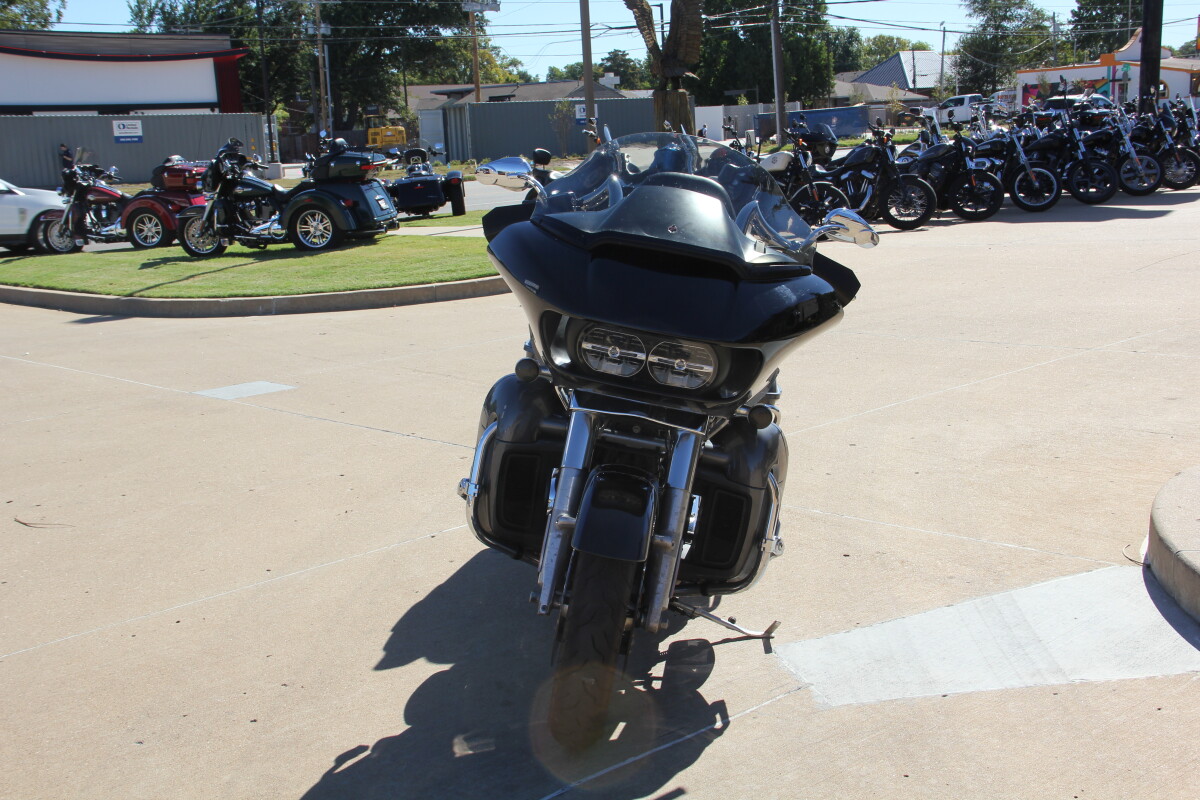 2022 Harley-Davidson Road Glide Limited Gauntlet Gray Metallic/Vivid Black - Photo 8