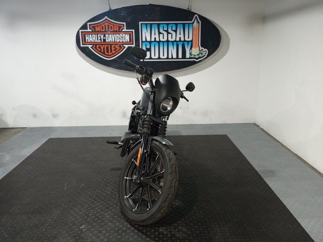 2022 Harley-Davidson Iron 883 - Gunship Gray - Photo 2